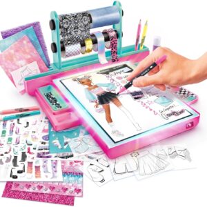 Style 4 Ever Fashion Designer Light Up Studio, Design Dream Outfits from Scratch, LED Drawing Pad, DIY Fashion Design Kit for Kids 6+ – Real Fabrics,...