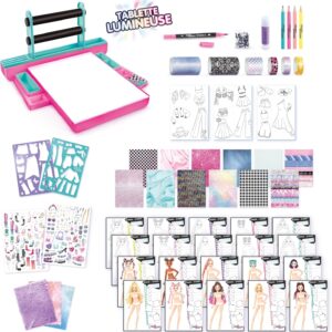 Style 4 Ever Fashion Designer Light Up Studio, Design Dream Outfits from Scratch, LED Drawing Pad, DIY Fashion Design Kit for Kids 6+ – Real Fabrics,...